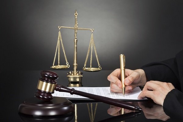 مزایای داشتن وکیل خوب